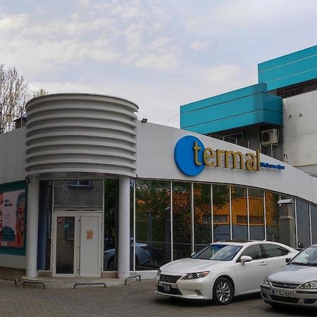 Large Apartment Near The Airport And City Center Chisinau Luaran gambar